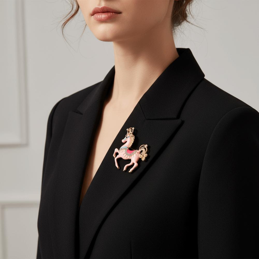 Rhinestone Horse Brooches Lapel Pins Brooch Pins New Running Horse Brooch Jewelry Accessories