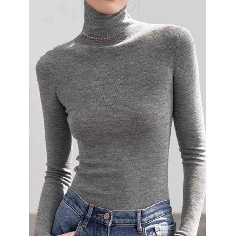 A spring, autumn and winter heap-neck knitted sweater, a new slim-fitting and thin temperament turtleneck bottoming shirt