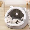 Cozy Winter Cat Bed: Semi-Enclosed Design for All Seasons