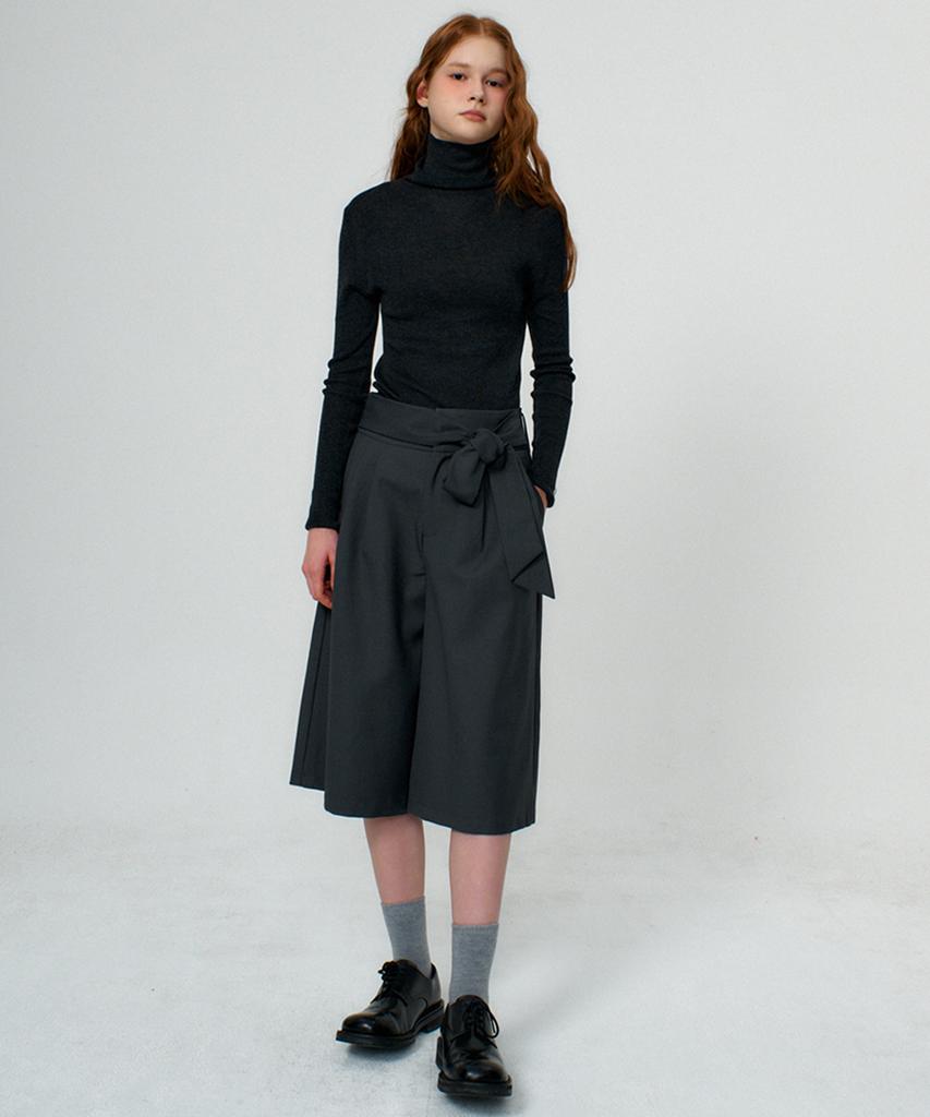 RAVEROUS Ribbon Tie Bermuda Pants_Charcoal