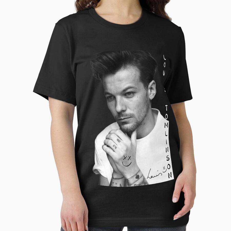 LOUIS TOMLINSON - Stylish Louis - Black and White Essential T-Shirt