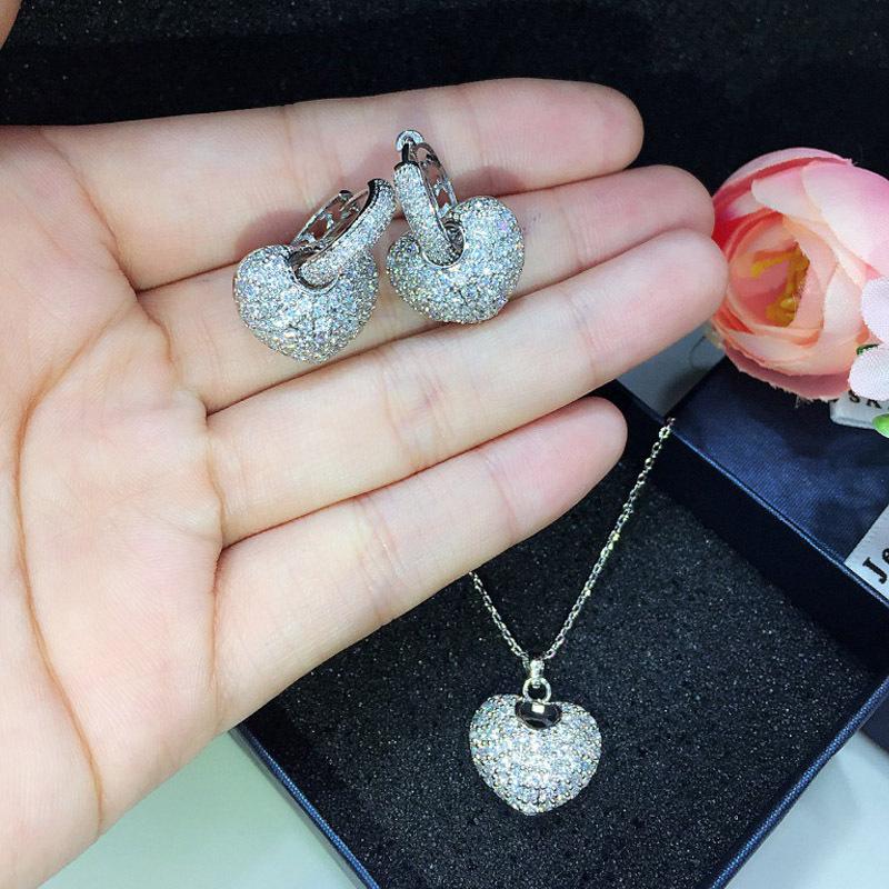 Простые украшения в форме сердца, слегка инкрустированные цирконием ААА, супер блестящий набор серег и ожерелья.