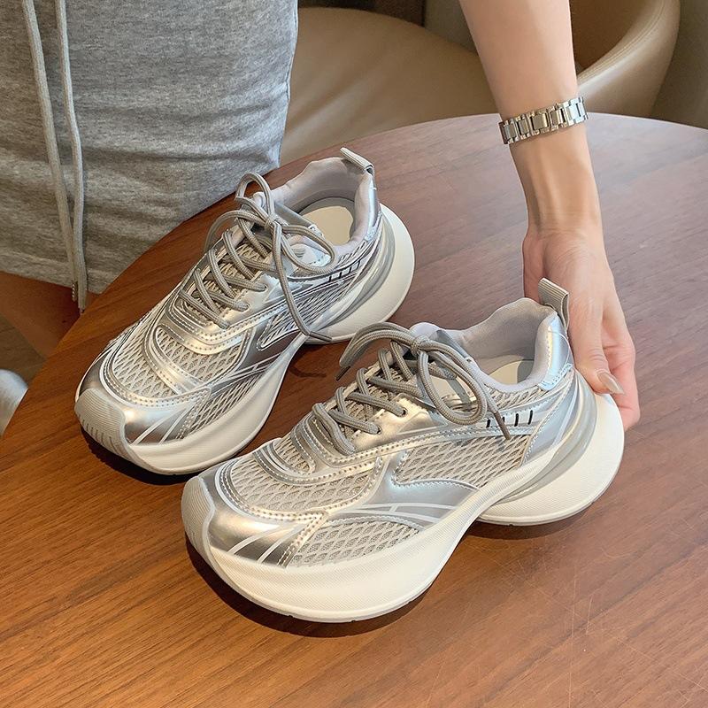 Кроссовки в стиле "dad shoes" на толстой подошве, новая весенне-осенняя модель, тонкие, дышащие, сетчатые, увеличивающие рост, маленькие белые повседневные спортивные кроссовки
