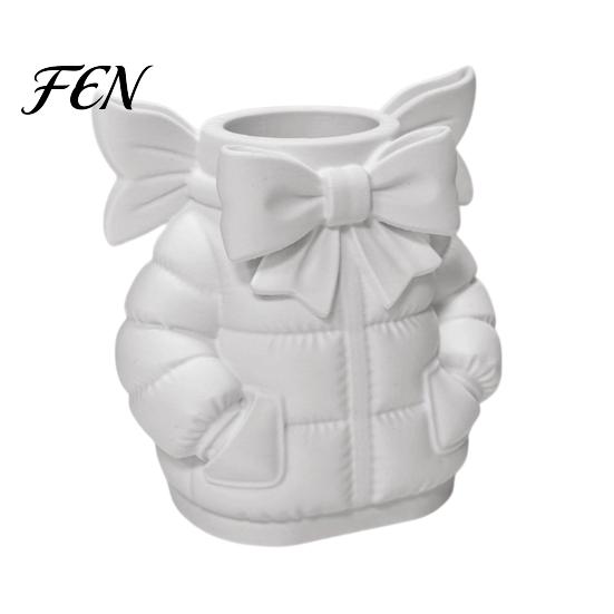 Vanity Organizer for Brushes Cute Bow Puffer Jacket Pen Holder, 3D Printed Desktop Organizer, Decorative Makeup Brush Storage Cup Cup, Creative