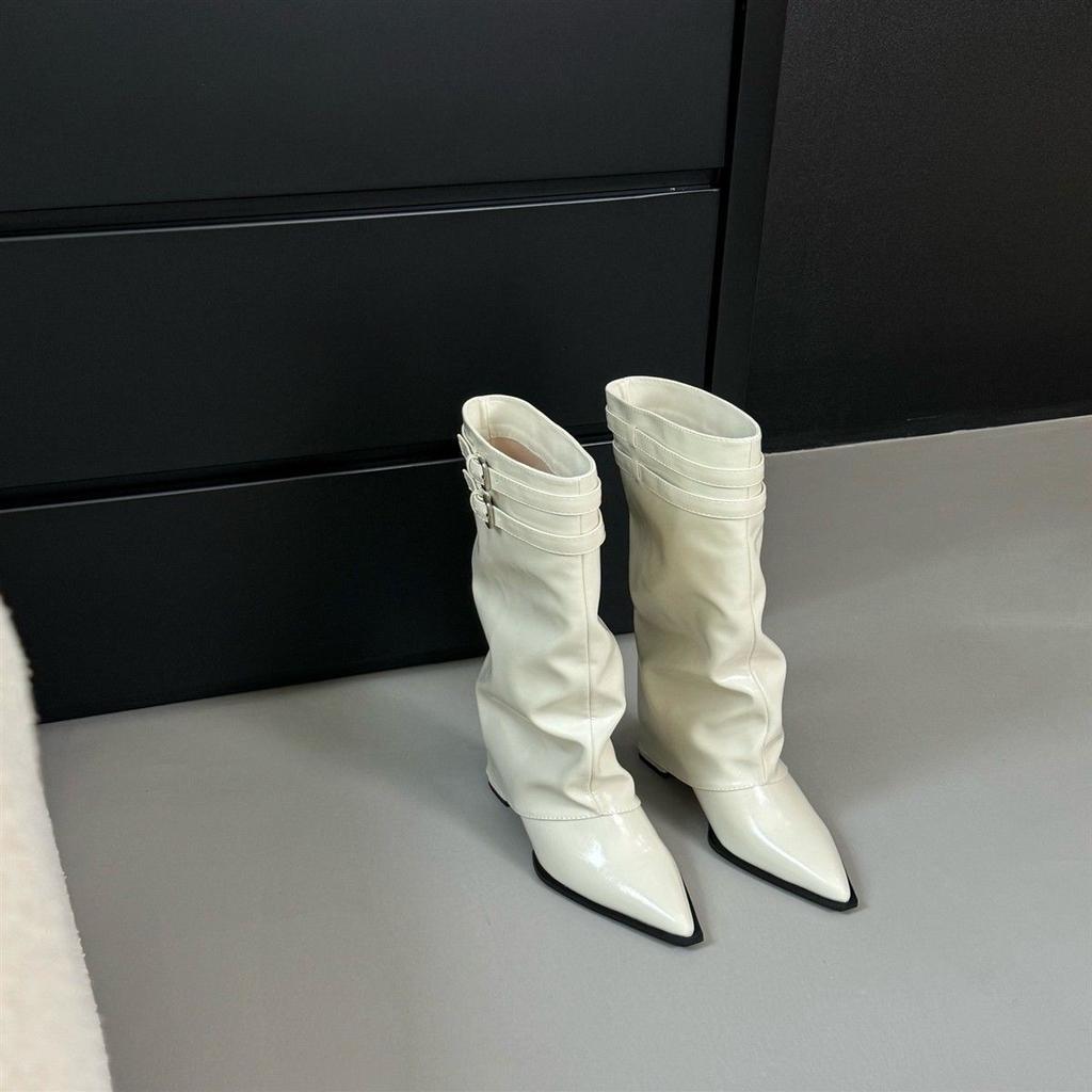 Ботильоны с острым носком и пряжкой на ремне детские 2025 осень и зима новые тонкие, но до колена, на толстом каблуке, высокие ботинки