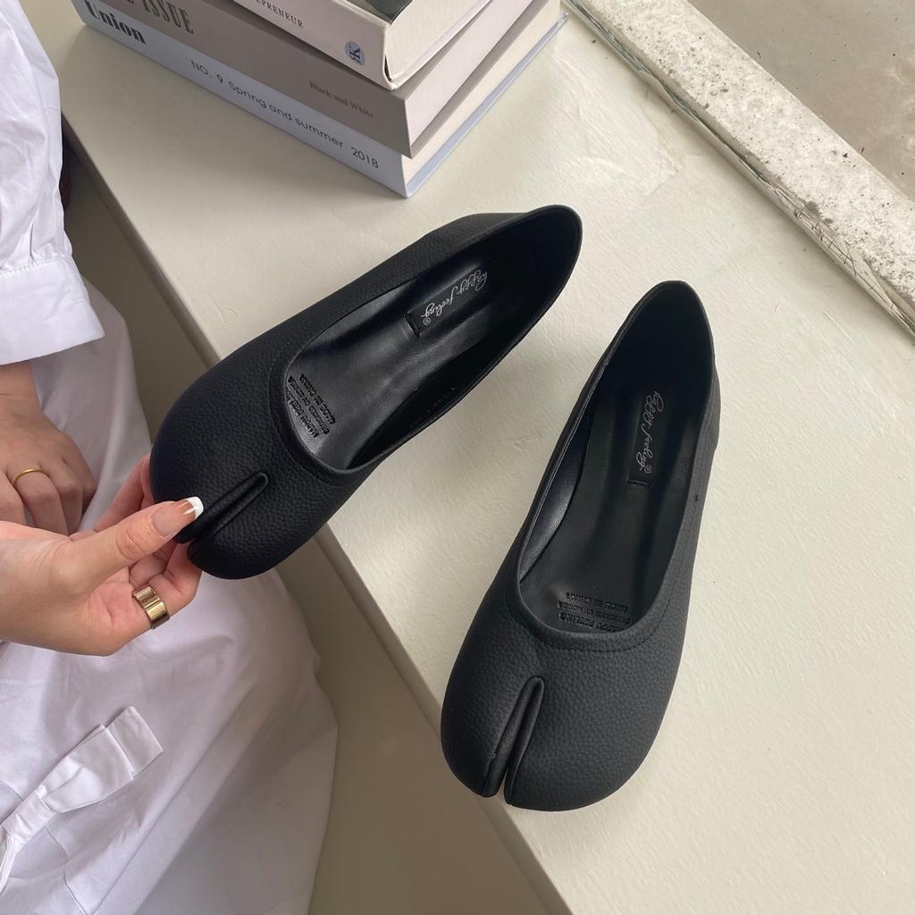 Flat-Bottomed Bean Pig'S Foot Single Shoes For Women In 2026, Horseshoe Split-Toe Thumb Pig'S Foot Boat Shoes, Ladle Shoes