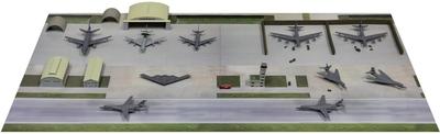 Пластиковая модель-конструктор серии SPS Andersen Base SPS37 Pit-Road 1/700 (Гуам, 2000-е годы) (Декорации)