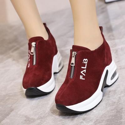 Кроссовки женские осенние повседневные туфли на танкетке с увеличенной высотой, замшевые туфли на платформе, вулканизированные туфли на молнии, лоферы Chaussure Femme