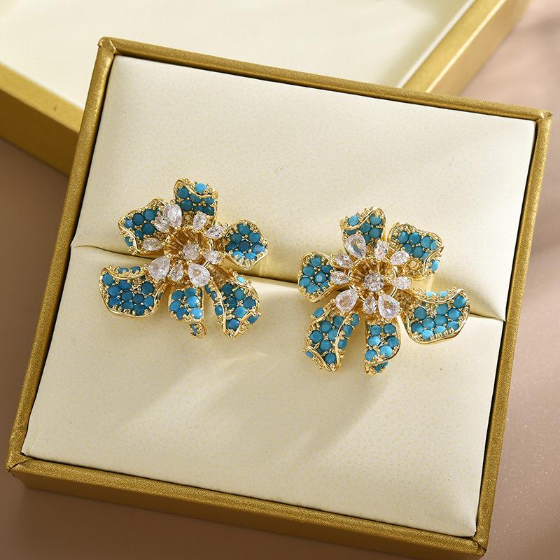 Flower Studs French Threedimensional Retro Fashion Charm Temperament All Matching Earrings