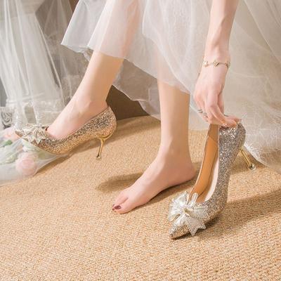 Французские туфли-лодочки на тонком каблуке, темпераментные, премиальные, на высоком каблуке, нишевые, цвета шампанского, со стразами, с острым носком, с пайетками, одинарные туфли, новинка 2025