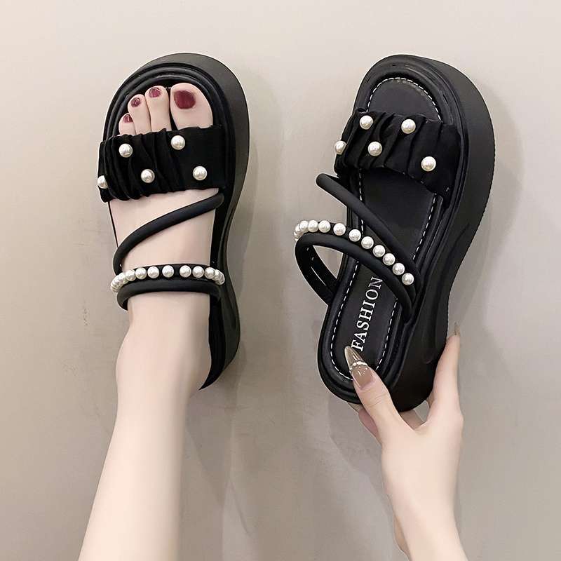 Stepping On Shit Slippers Women's Summer Wear 2025 New Popular Pregnant Women Soft Sole Two Wear Two-in-one Sandals