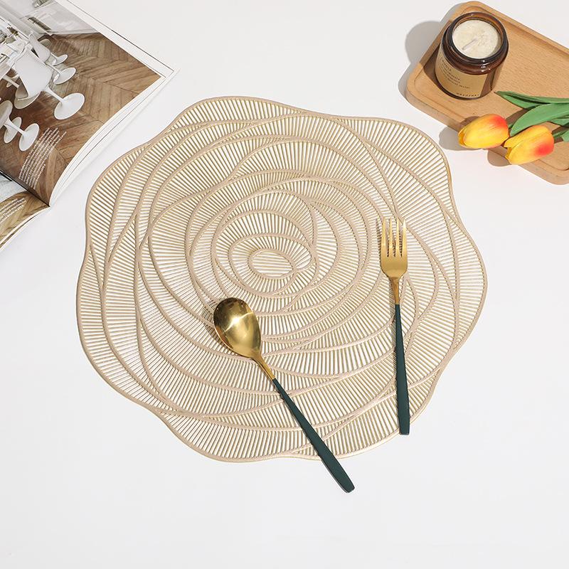 Обеденный коврик в виде розы, американский светлый роскошный коврик для чашки из горячего золота, мягкий декоративный коврик из ПВХ, коврик для обеденной тарелки