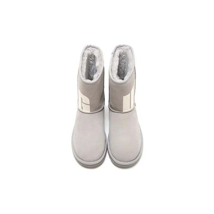 UGG КЛАССИЧЕСКИЕ КОРОТКИЕ 2 Шнуровки Коровья Замша Термостойкие Устойчивые к истиранию Термостойкие Устойчивые к истиранию Короткие Снежные ботинки Женские Серые (унисекс) Зимние сапоги