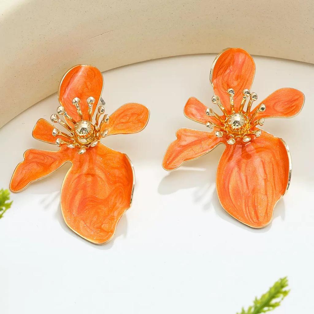 Temperament Creative Color Dopamine Metal Irregular Design Sense Large Flower Earrings Women'S Holiday Wind Earrings