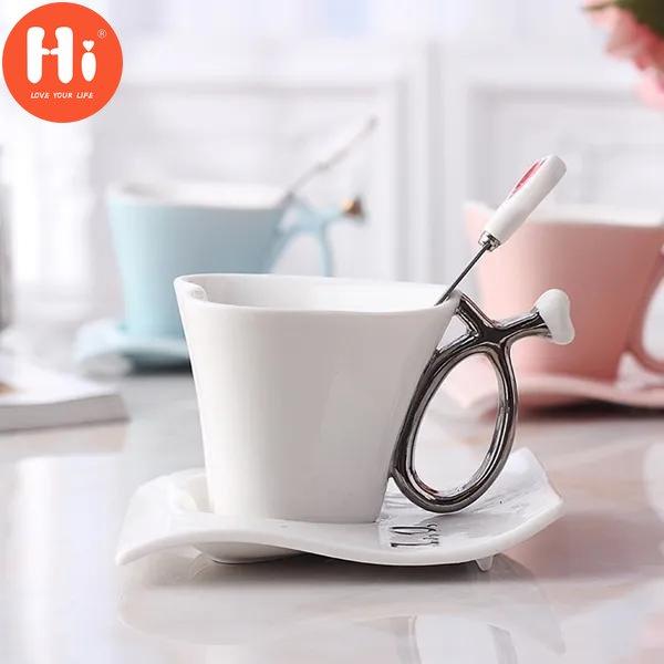 Привет, керамическая кофейная кружка, чашки в форме сердца, синяя креативная молочная кружка с ложкой, подарочные наборы чашек на день Святого Валентина для влюбленных