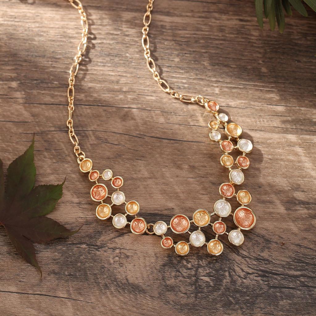 Эмалевый цвет полый геометрический цветок длинная подвеска, женская подвеска-ожерелье в форме сердца с высоким чувством универсальности