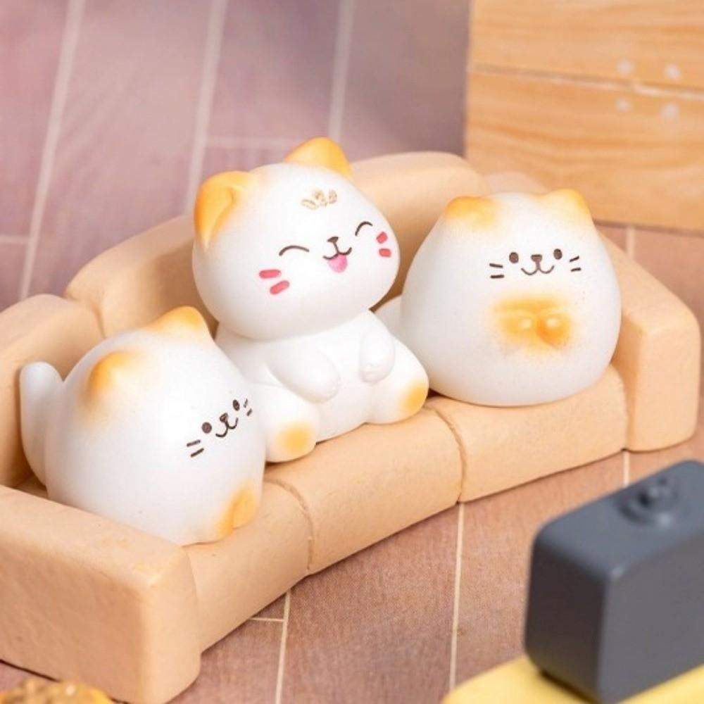 Wealth Cat Model Mini Resin Crafts Kawaii Animal Ornaments Cat Figurine Desktop Decoration