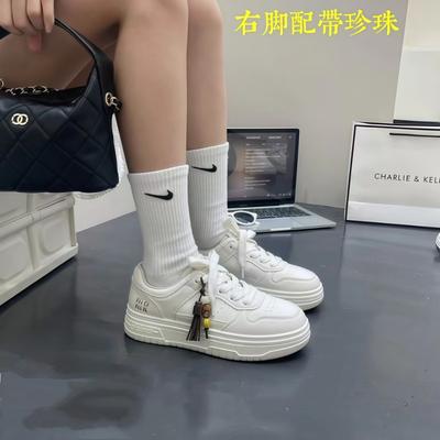 Маленькие белые туфли на толстой подошве с бисером женские новые удобные и универсальные легкие нескользящие в стиле колледжа повседневные спортивные кеды для скейтборда