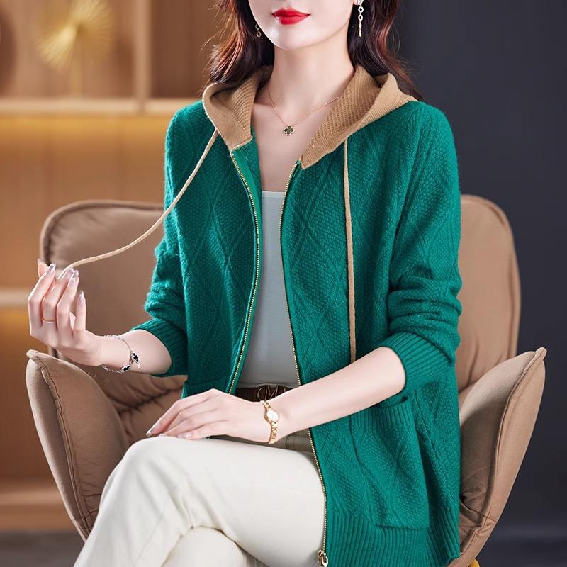 Spring and Autumn Women's Cardigans Sweaters Zippered Tops Stylish Hooded Sweater Jackets