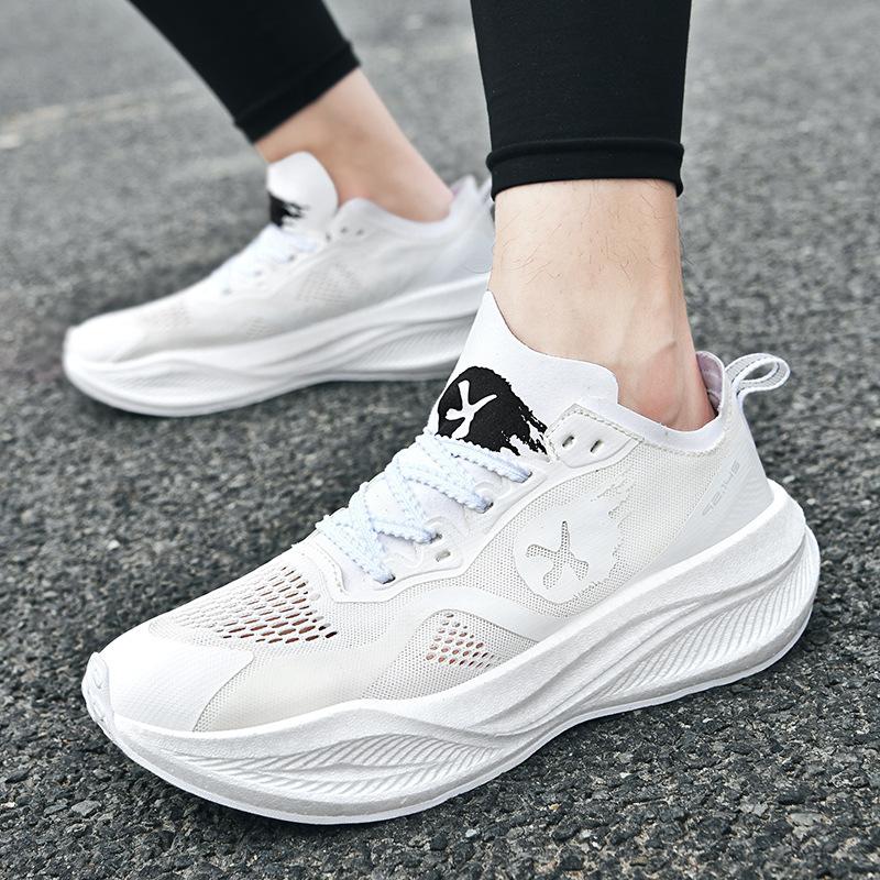 Мужская обувь 2025 новая обувь для бега пара повседневная спортивная обувь сетка лето дышащая универсальная трендовая обувь для марафона