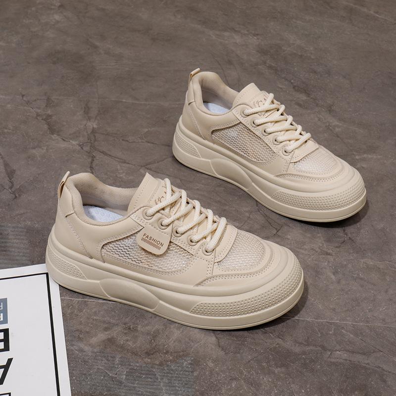 2025 летние маленькие белые туфли, новая корейская версия, женские студенческие туфли на платформе, увеличивающие рост, спортивная обувь для сноуборда, повседневная уличная съемка Q2013