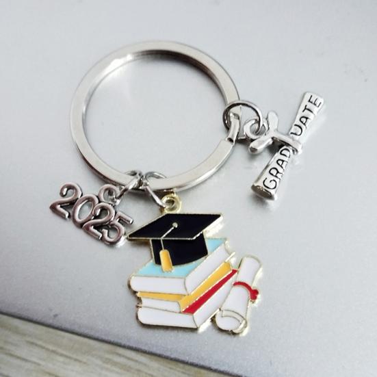 Брелок для ключей в виде выпускной шапки, прочный металлический, класс 2025 года, выпускной бакалавр, шляпа, брелок, держатель, сумка, рюкзак, подвесное украшение