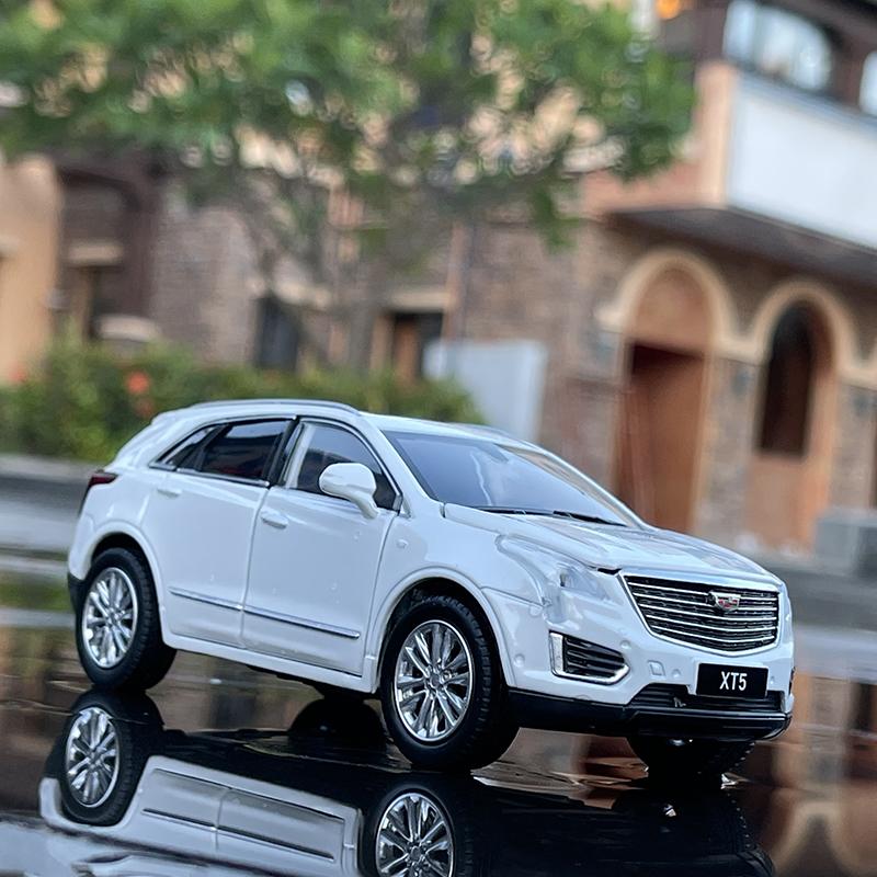 AABHV1 1:32 Cadillac XT5 Внедорожник Сплав Модель Автомобиля Литье под Давлением Металлические Игрушечные Машинки Модель Автомобиля Симуляция Звук и Свет Коллекционная Игрушка Подарок