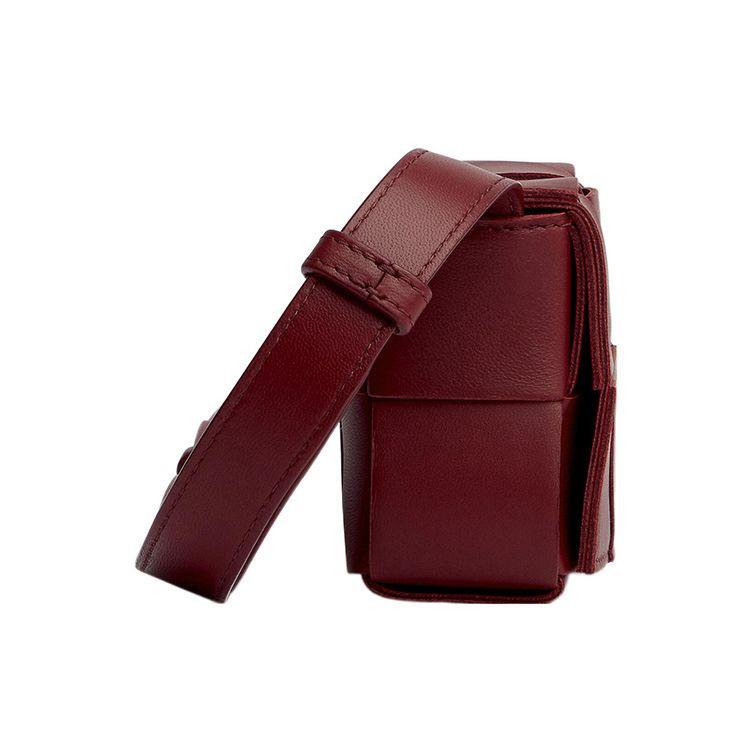 Bottega Veneta Минималистичная сумка-подушка на молнии, однотонная, плетение Intreccio, из натуральной кожи ягненка, мини-сумка через плечо, женские сумки, Бордовый 666688VMAY16208