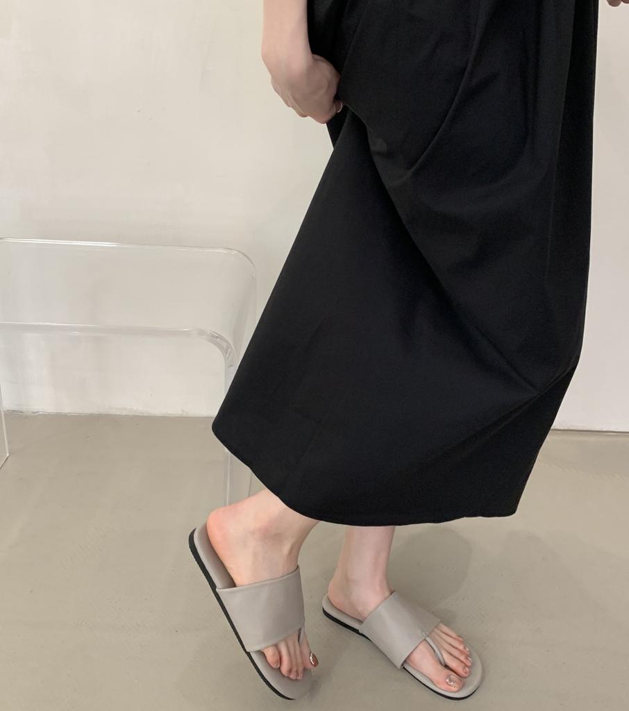 2025 Spring and Summer New Fashion Outer Wear Flat Flip-flops Women's Versatile Toe Slippers Small Fragrant Sexy