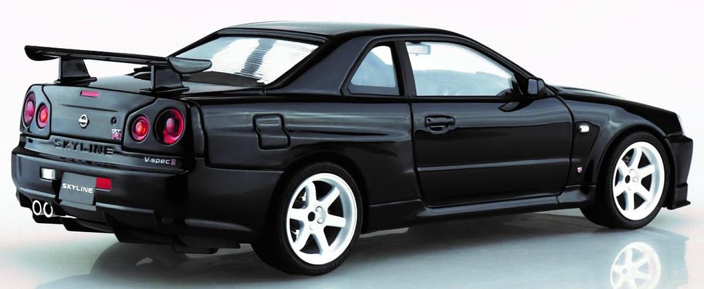 AOSHIMA The Model Car Series SP08 Nissan BNR34 Skyline Custom Wheel Пластиковая модель 1/24 GT-R V-SPEC '02