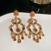 Европейские, американские и античные серьги-гвоздики из смолы, инкрустированные жемчугом, легкая роскошь, высококачественные, ретро, индивидуальность, нишевые серьги