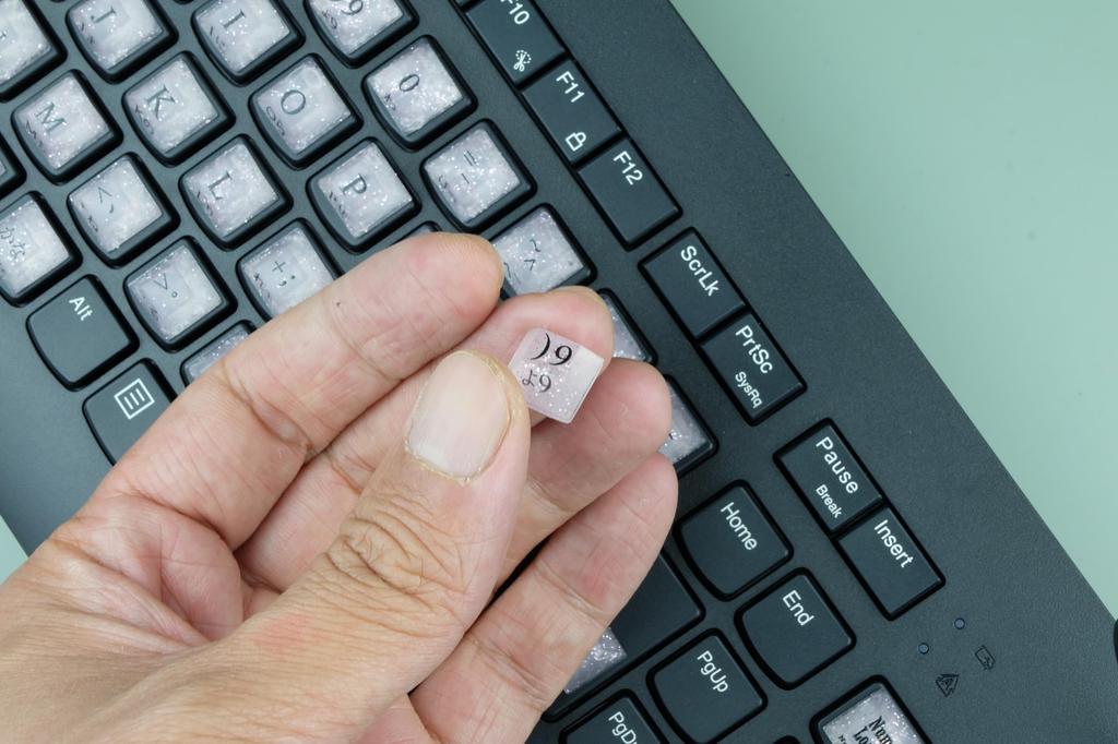 Zooplan 80 штук выпуклых наклеек для клавиатуры для девушек с длинными ногтями для защиты ногтей, совместимых с ПК (Символы/Алфавит) - Игровой/Набор текста, Урон,