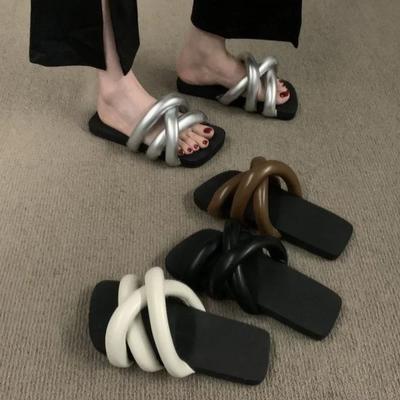 Женская обувь – Сандалии