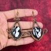 Серьга из бирюзы белого бизона серьга, обмотанная медной проволокой серьга ручной работы серьги с натуральными камнями ювелирные изделия с обмоткой из медной проволоки подарки для жены