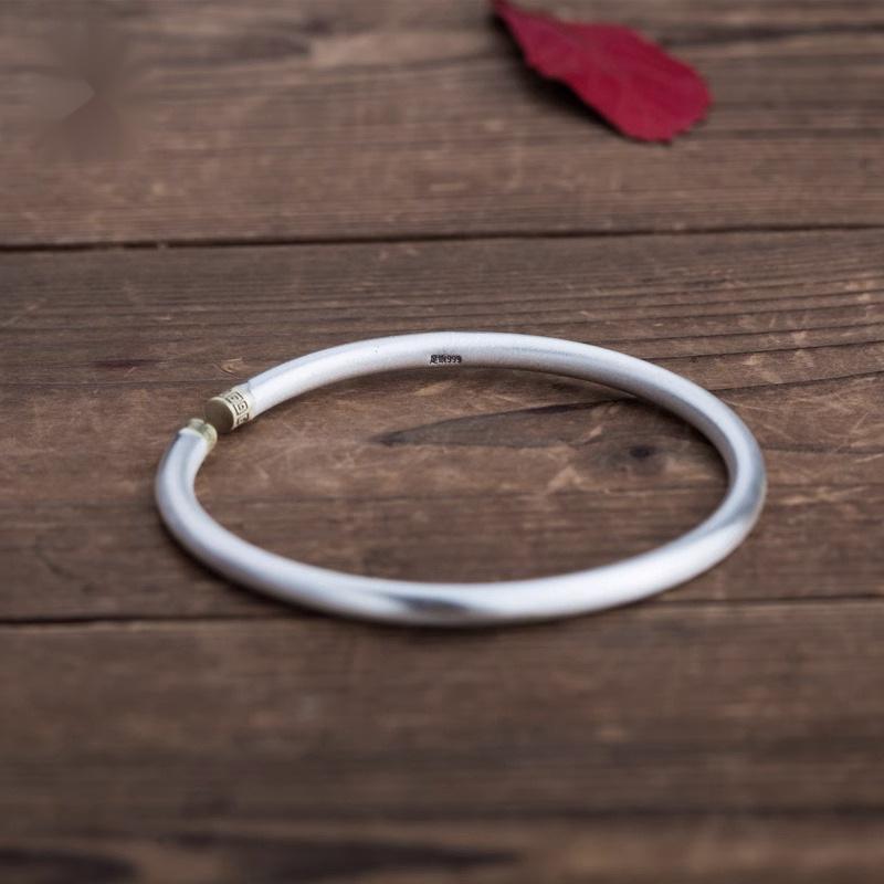 Zuyin 999 Niche Design Bracelet for Women, Pure Silver, Ancient Method, Retro Pattern, Inheritance, Open Solid, Simple and Fashionable Bracelet
