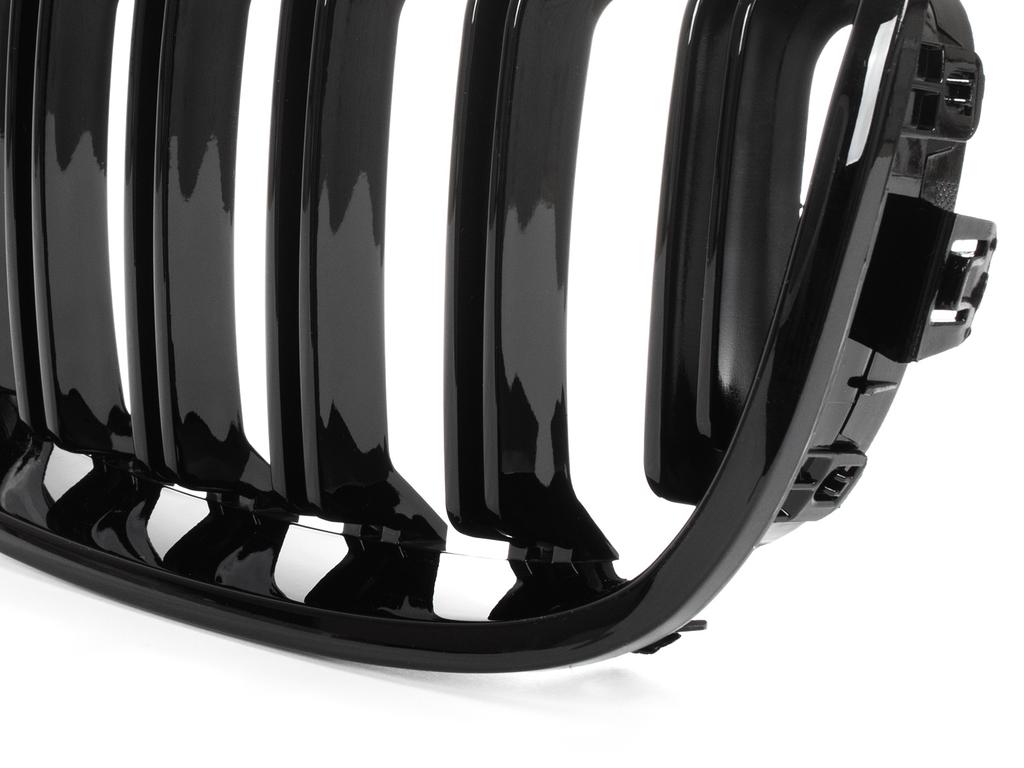 BMW 1 F20 / F21 11-14 3/5-дверный Хэтчбек Комплект решеток между фарами (Почки), Левая и Правая, Черная Глянцевая Двойная Решетка