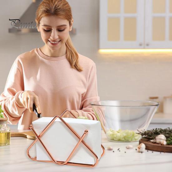 Железный держатель для бумажных полотенец Треугольная форма Нержавеющая сталь Большая емкость Полированная без деформации Бар Офисный кухонный стол Держатель для салфеток Диспенсер для салфеток