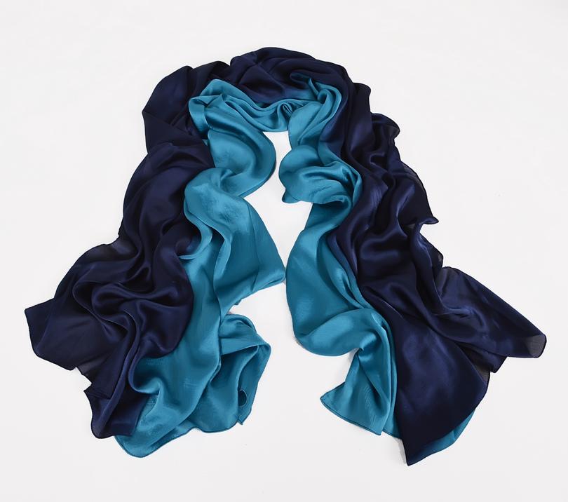 [BYSIFA] Длинный атласный шелковый шарф Зимний женский градиентный зеленый шарф шаль Высококачественные брендовые шарфы Простой однотонный головной платок 180*90см