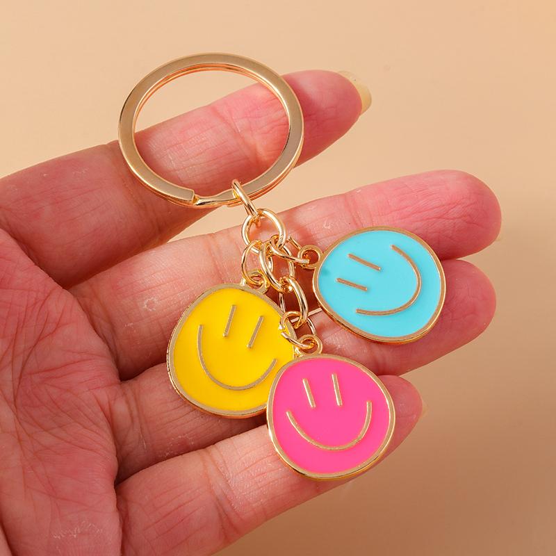 Lovely Smile Face Keychain Emoticon Key Ring Pendants for Women Girls Handbag Decor Charms DIY Jewelry Gifts