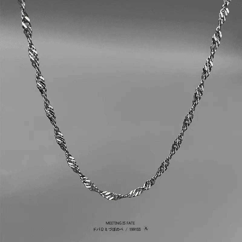 Curved Twist Necklace: Elegant European-American Design, Luxurious Water Wave Chain for Women