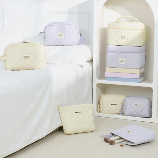 Quilted Makeup Bag Solid Color Cosmetic Pouch with Metal Zipper Ladies Portable Handbag Toiletry Bag for Travel Home Storage