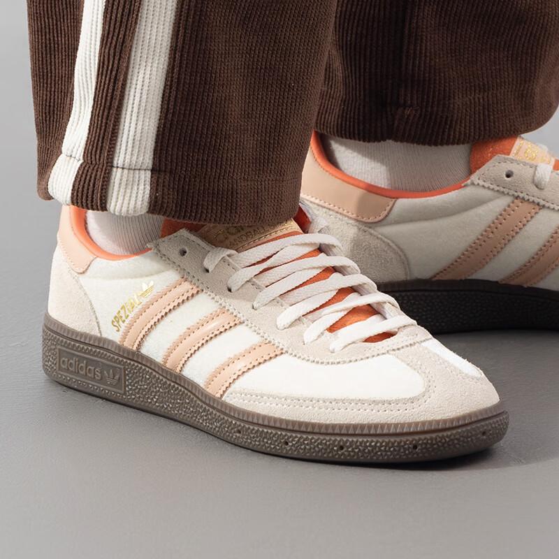 adidas Женская повседневная обувь на все сезоны JI2649