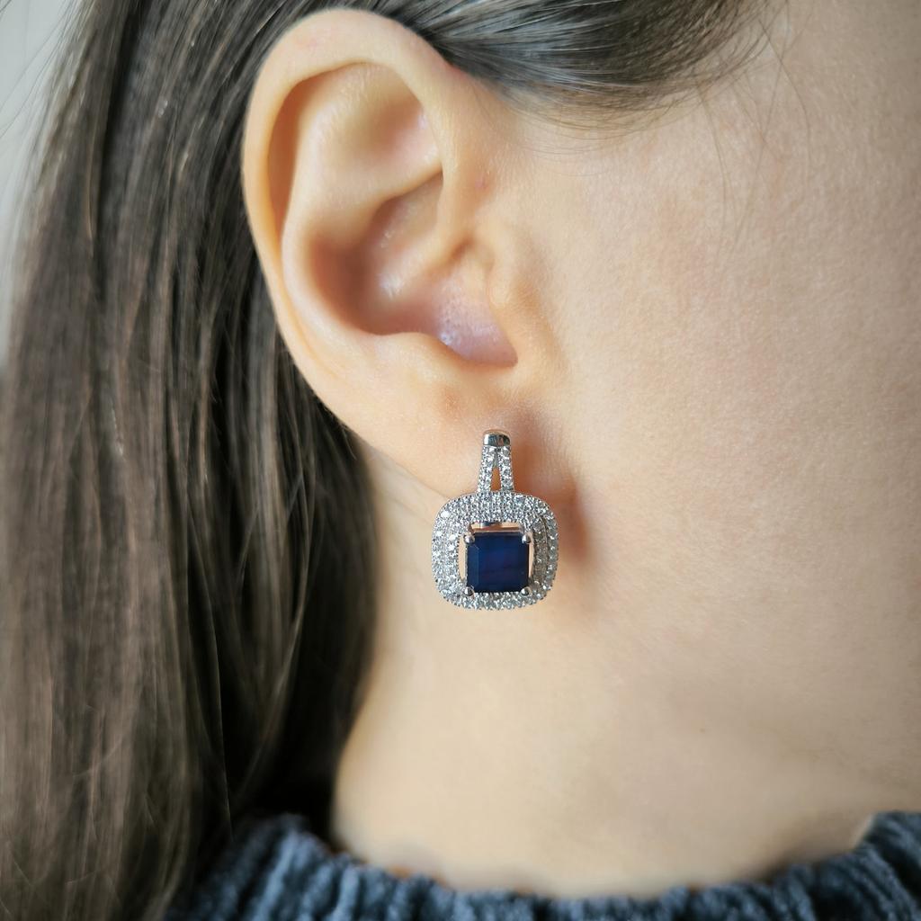Серебряные серьги с натуральным сапфиром 5.717ct, фианитами (2202585)