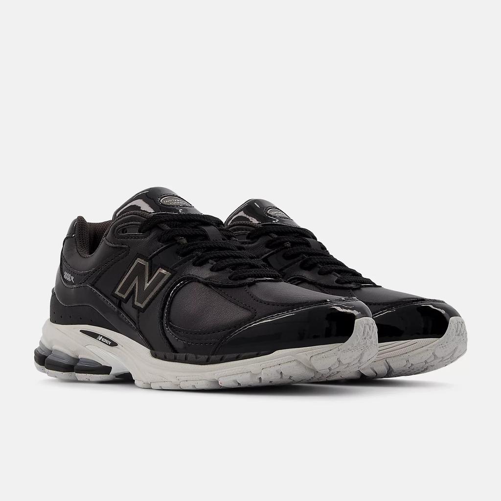 U2002RD New Balance 2002 Leather Pack Черный (Мужской)