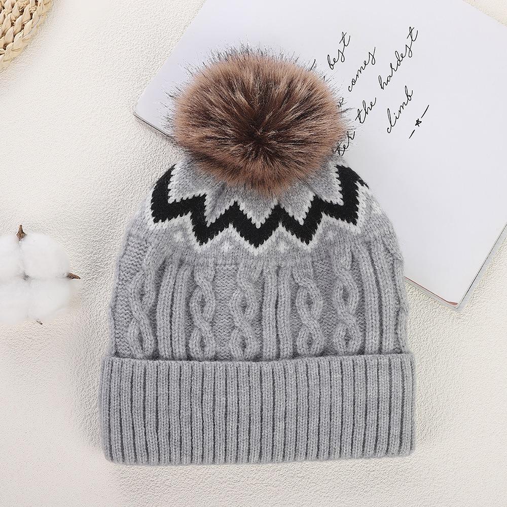 Thickened Beanies Hat Fleece Lined Warm Cap Warm Winter Hat  Women