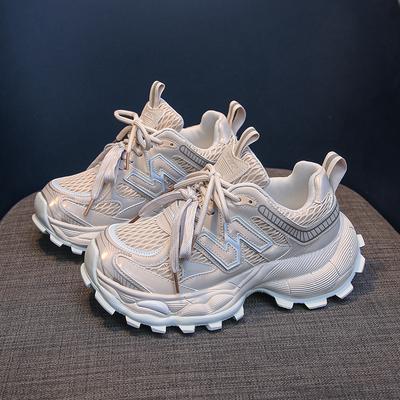 Женские кроссовки на платформе из кожи и сетки, весна 2025, новые ремешки визуально уменьшают стопу, легкие и увеличивающие рост, повседневные спортивные туфли