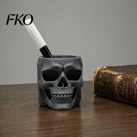Gothic Style Gift for Him Skull Shape Pen Holder, Large Capacity Desktop Organizer, Matte Creative Statue Organizer Finish PLA Storage Cup Pens