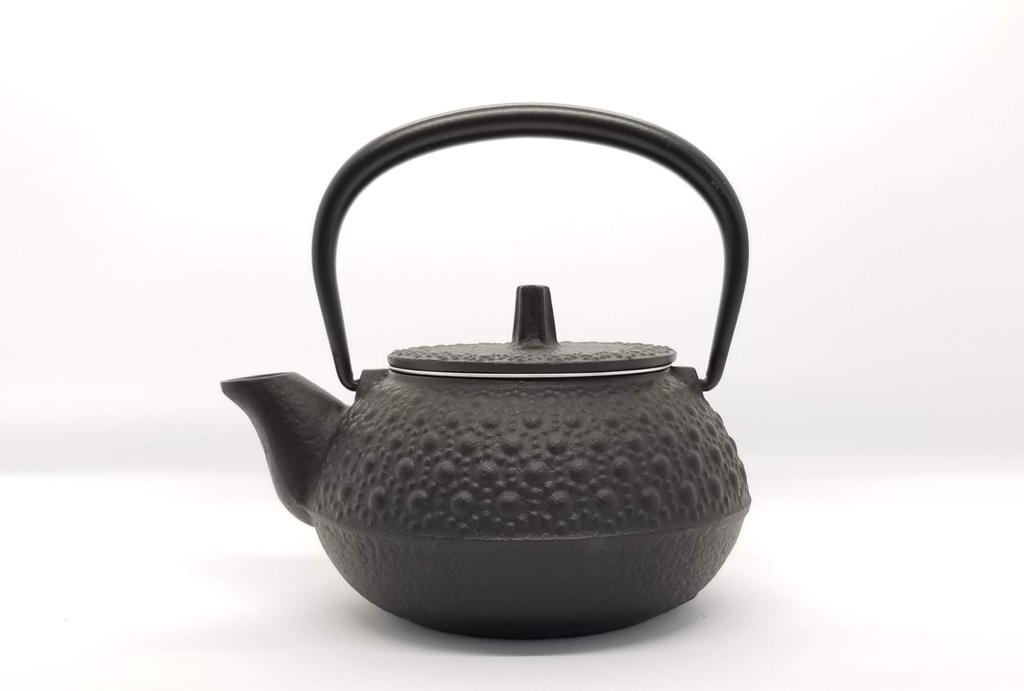 Iwachu Iron Kettle Combination Teapot Type 3 New Turtle Shell Black No Enamel Suitable for Open Fire Nanbu Tekki 12803 0.32L