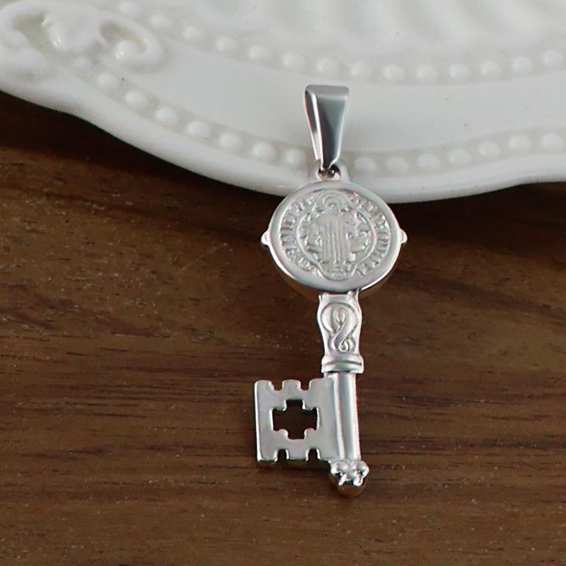 Yori 2Pcs Stainless Steel Key Heart Anchor Cross Pendant Vacuum Electroplating 18K Gold Color Preserving in Furnace
