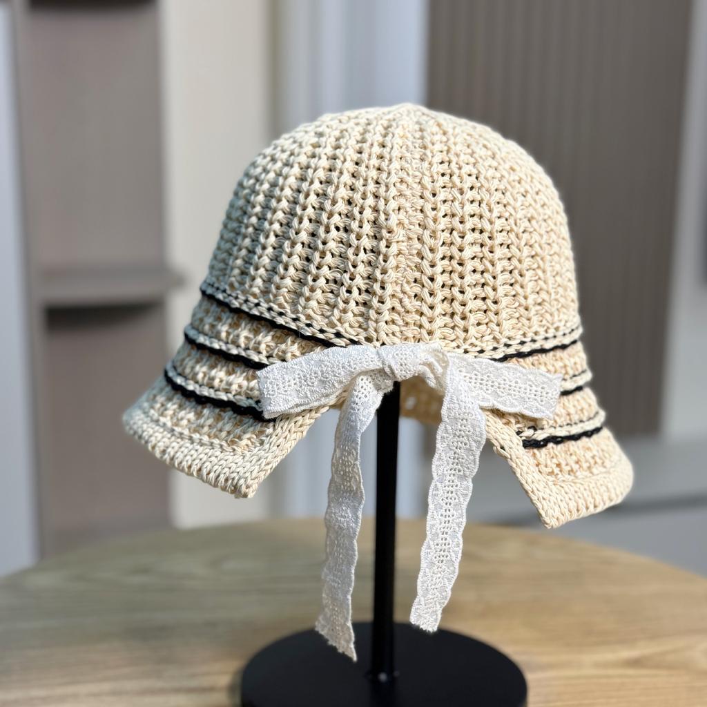 Корейская версия тонкой плетеной темпераментной модной шляпы рыбака для детей весна-лето, маленькая, повседневная, универсальная, ажурная вязаная шляпа-ведерко